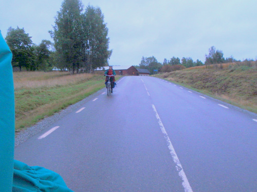 Cycling to Askersund.